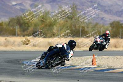 media/Jan-09-2022-SoCal Trackdays (Sun) [[2b1fec8404]]/Turn 6 (1035am)/